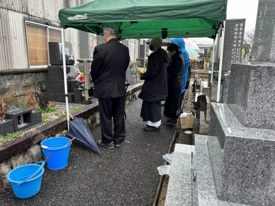 愛知県小牧市　小牧原新田共同墓地にて大脇様デザイン墓石を建てる